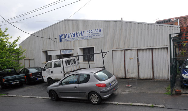 СЛУЧАЈ НАЦИОНАЛИЗОВАНЕ ФАБРИКЕ: Туђом очевином наплаћују дугове